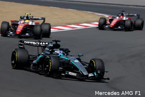 charles-leclerc-lewis-hamilton-ferrari-george-russell-mercedes-china-zaterdag-2026