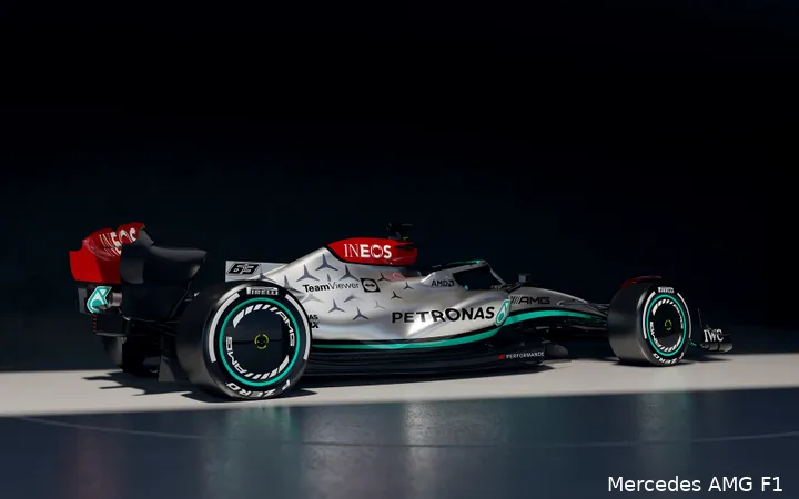 <i>De W13 van Lewis Hamilton en George Russell.</i>