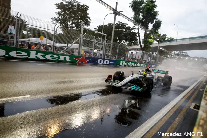 lewis hamilton w13 mercedes f1 gp singapore 2022