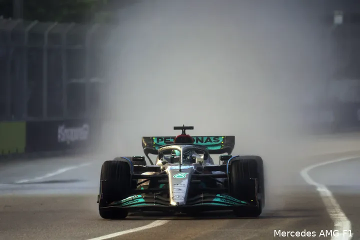 George
Russell tijdens de kwalificatie voor de Grand Prix van Singapore 2022 (Foto:
Mercedes AMG F1)