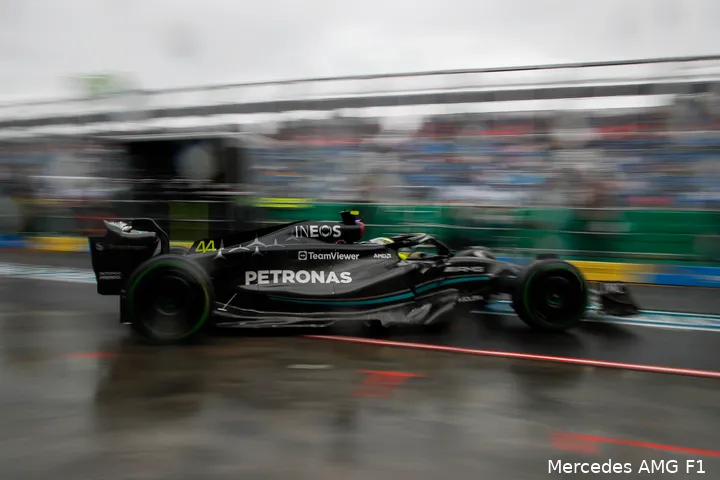 <i>Heeft Red Bull naar Mercedes gekeken?</i>