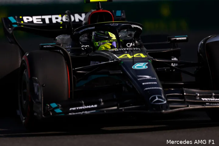 lewis hamilton mercedes abudhabi