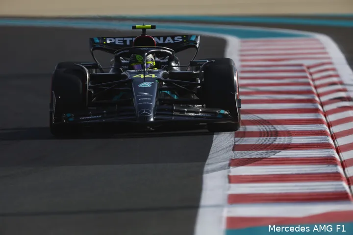 lewis hamilton mercedes abudhabi