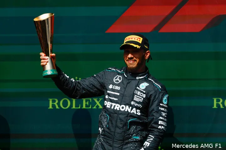 lewis hamilton podium bokaal belgie 2024