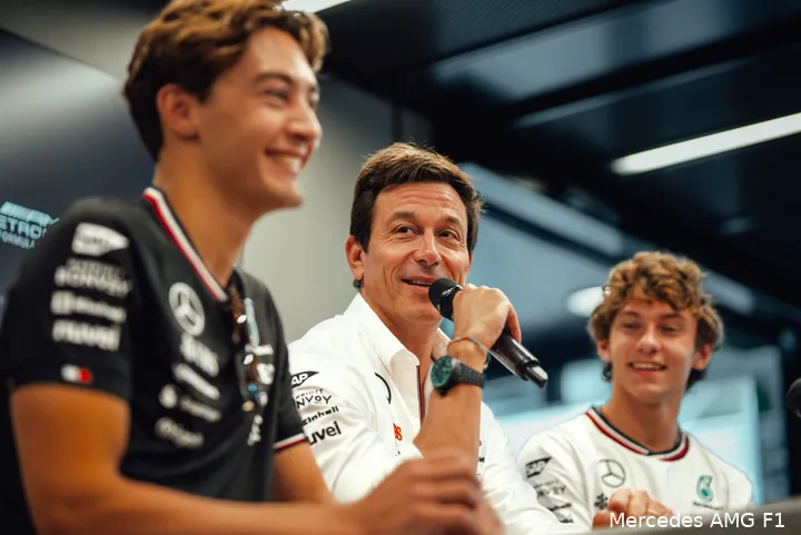 andrea kimi antonelli toto wolff george russell mercedes gp italie zaterdag 2024 2