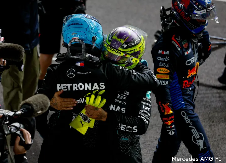 russell mercedes zaterdag las vegas 1 lewis hamilton