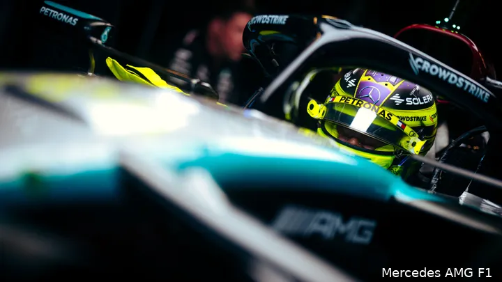 <i>Lewis Hamilton heeft uiteindelijk zes wereldtitels en acht constructeurstitels gewonnen met Mercedes.</i>