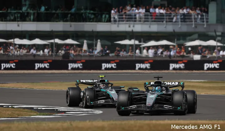 george russell kimi antonelli mercedes 2025 zondag race silverstone groot brittannie 1