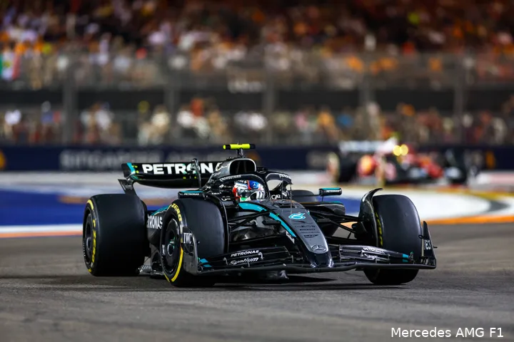 andrea-kimi-antonelli-mercedes-gp-singapore-2025-zondag