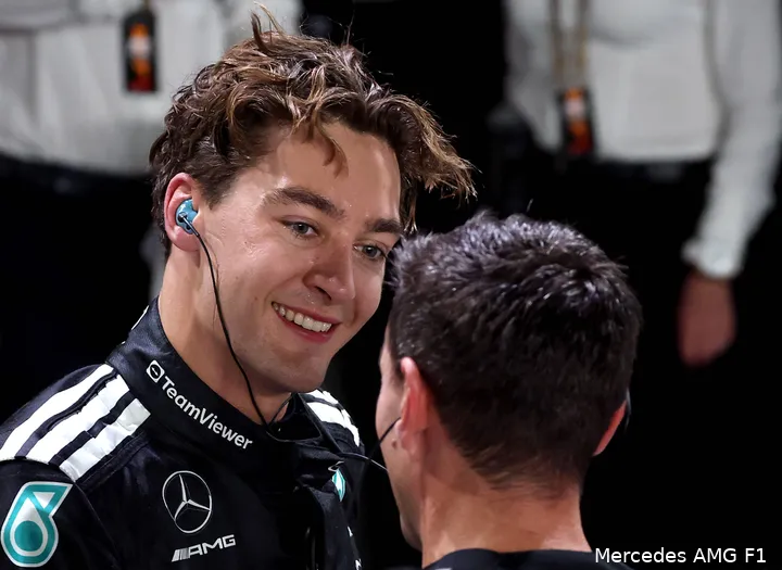 george-russell-mercedes-gp-singapore-2025-zaterdag-2