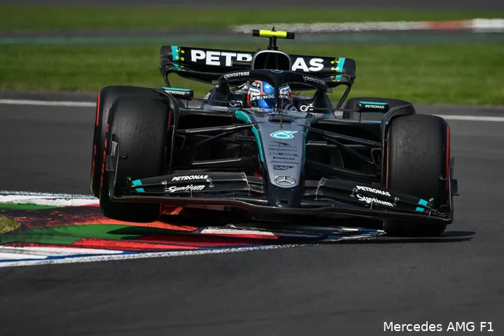 kimi-antonelli-zaterdag-kwalificatie-2025-mercedes-mexico