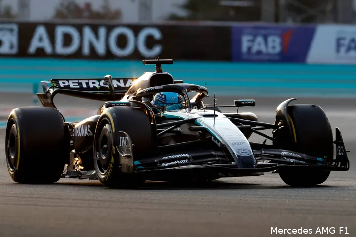 mercedes-george-russell-gp-abu-dhabi-2025-zondag-4