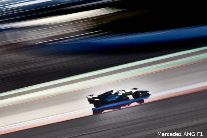 russell-antonelli-mercedes-barcelona-wintertest-donderdag-2026-1