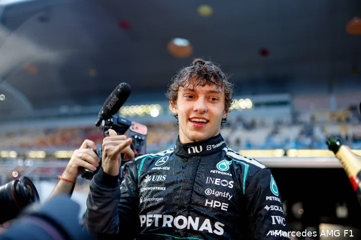 Antonelli-china-Mercedes-zondag-11SE_GRAND_PRIX_2026