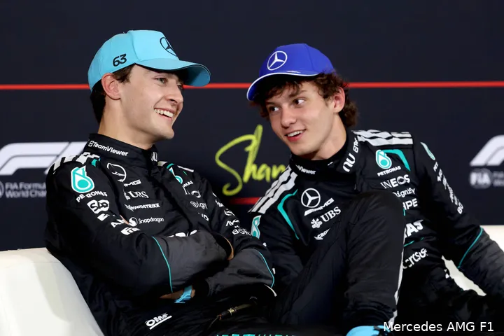 george-russell-kimi-antonelli-mercedes-china-zaterdag-2026