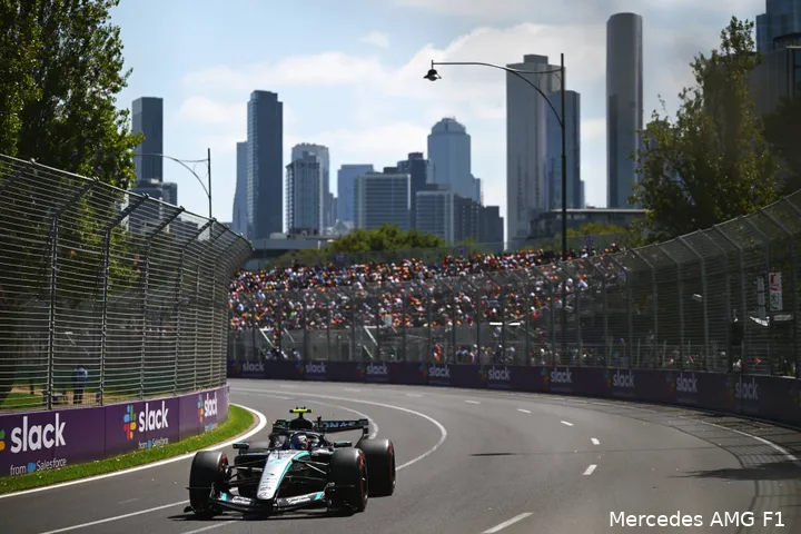 george-russell-mercedes-2026-australië-1-w17-13