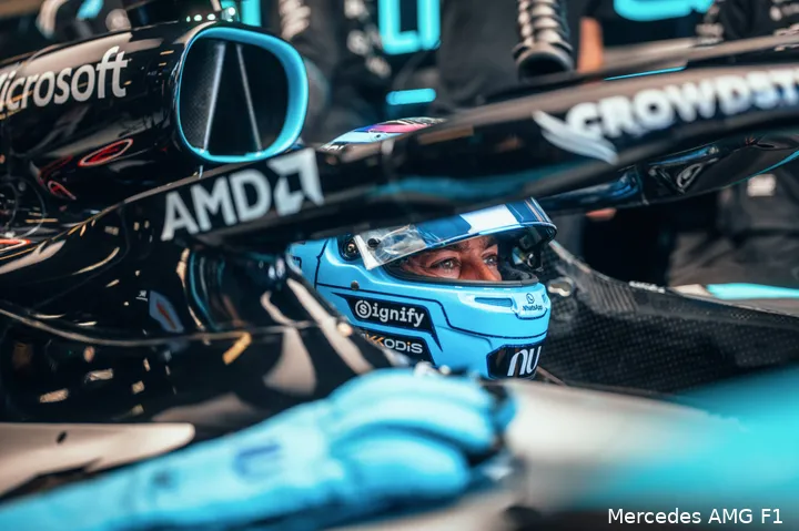 george-russell-mercedes-2026-australië-1-w17-14