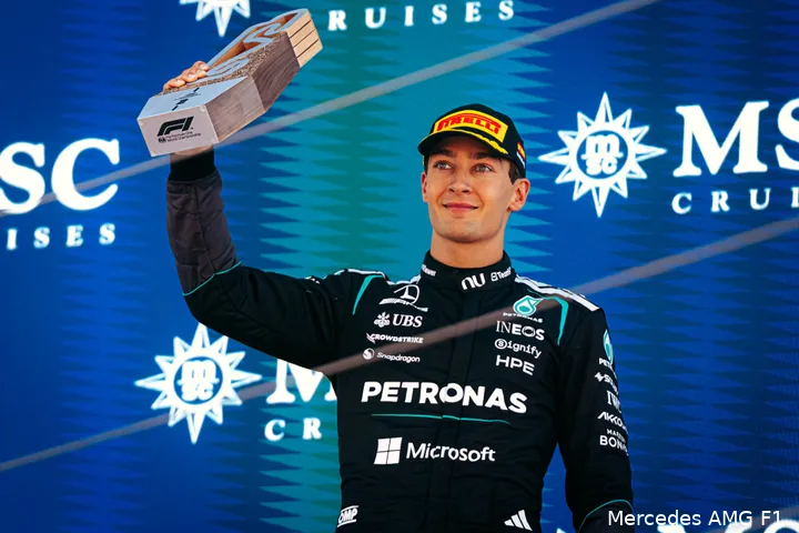 george-russell-mercedes-gp-barcelona-catalonie-2026-zondag-podium