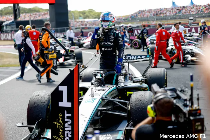 andrea-kimi-antonelli-mercedes-gp-groot-brittannie-2026-zaterdag-6