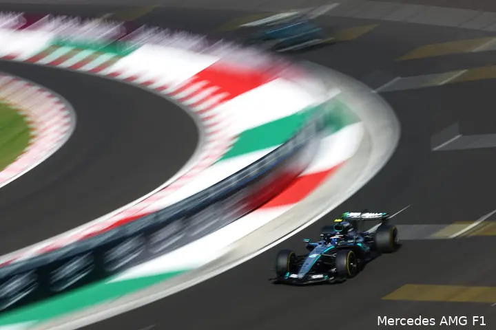 andrea-kimi-antonelli-mercedes-gp-hongarije-2026-vrijdag-3