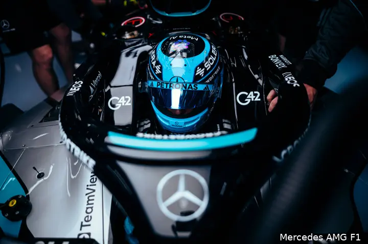 george-russell-mercedes-2026-kwalificatie-zaterdag-belgie-helm