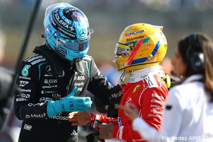 george-russell-mercedes-lewis-hamilton-ferrari-gp-groot-brittannie-2026-vrijdag