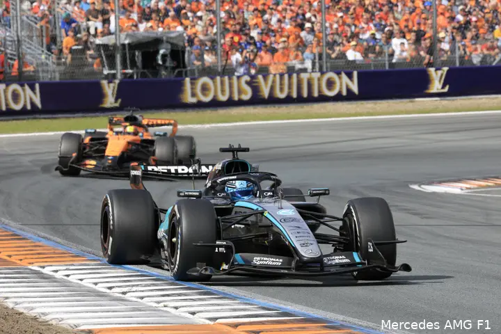 george-russell-mercedes-gp-nederland-2026-zondag-mclaren-32