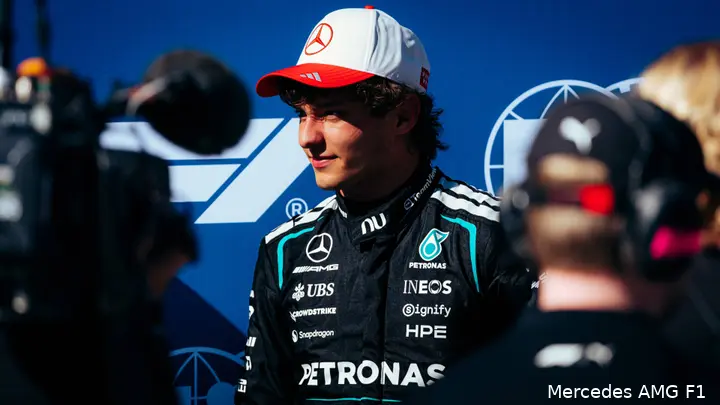andrea-kimi-antonelli-gp-spanje-mercedes-2026-zaterdag