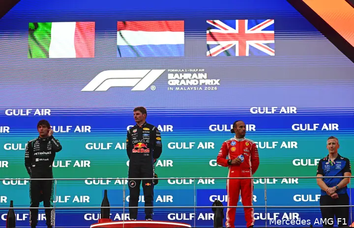 kimi-antonelli-max-verstappen-2026-maleisie-sepang-bahrein-lewis-hamilton-podium