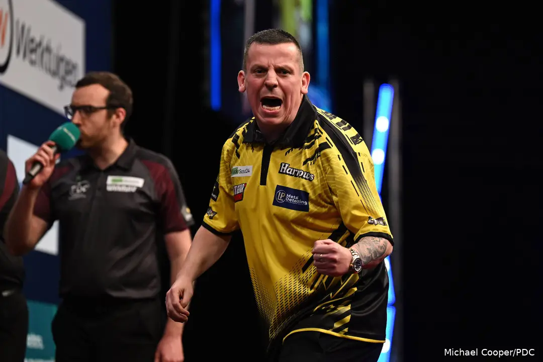 Dave Chisnall (1)