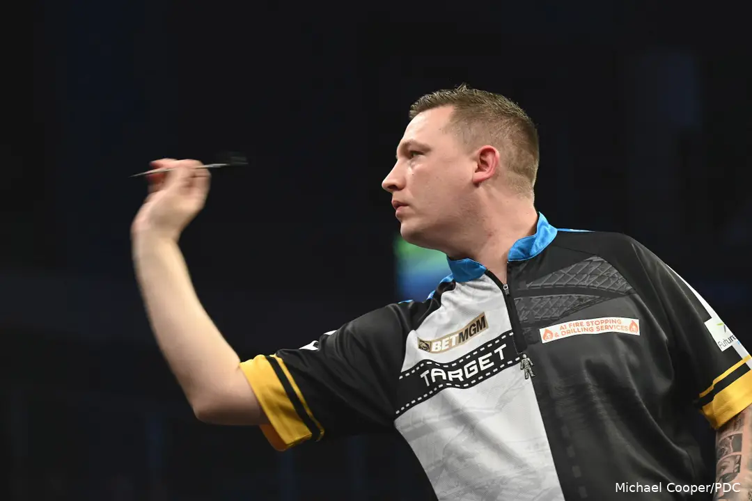Chris Dobey in actie
