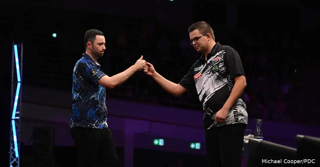 Gian van Veen was in de finale met 11-10 te sterk voor Luke Humphries