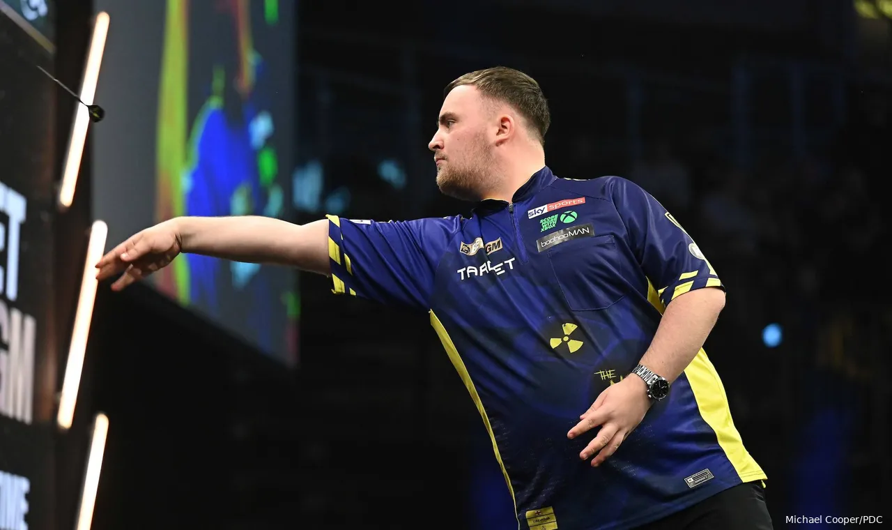 Luke 'The Nuke' Littler in Aktion