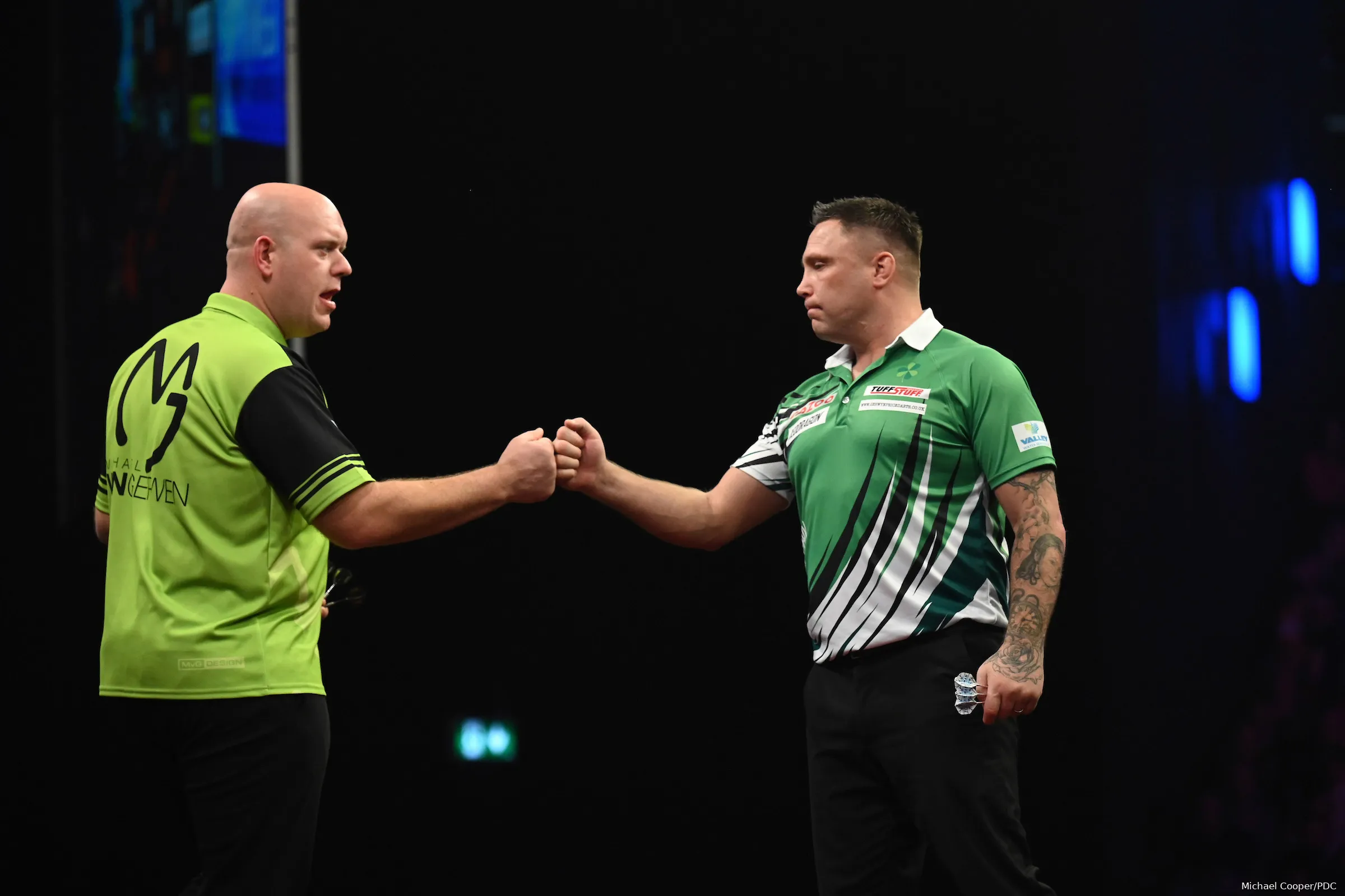 2023pl4final michael van gerwen gerwyn price08