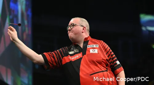 Stephen Bunting in action