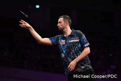 Luke Humphries hat sich knapp für die diesjährigen Players Championship Finals qualifiziert