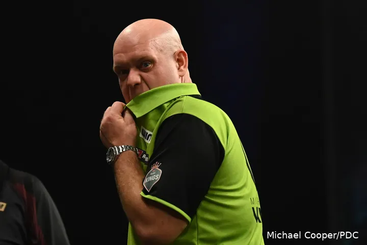 Michael van Gerwen experiences a difficult period in his career