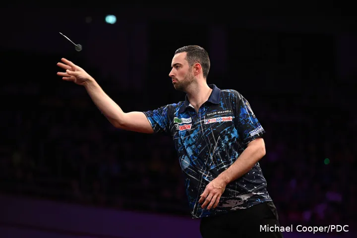 Luke Humphries hat sich knapp für die diesjährigen Players Championship Finals qualifiziert