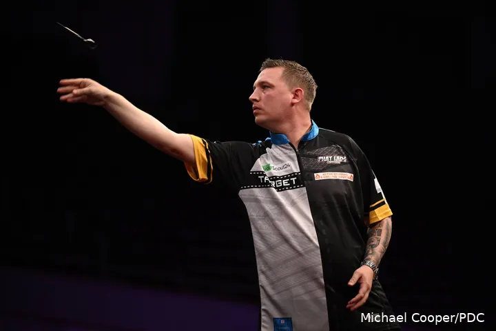 Chris Dobey in actie