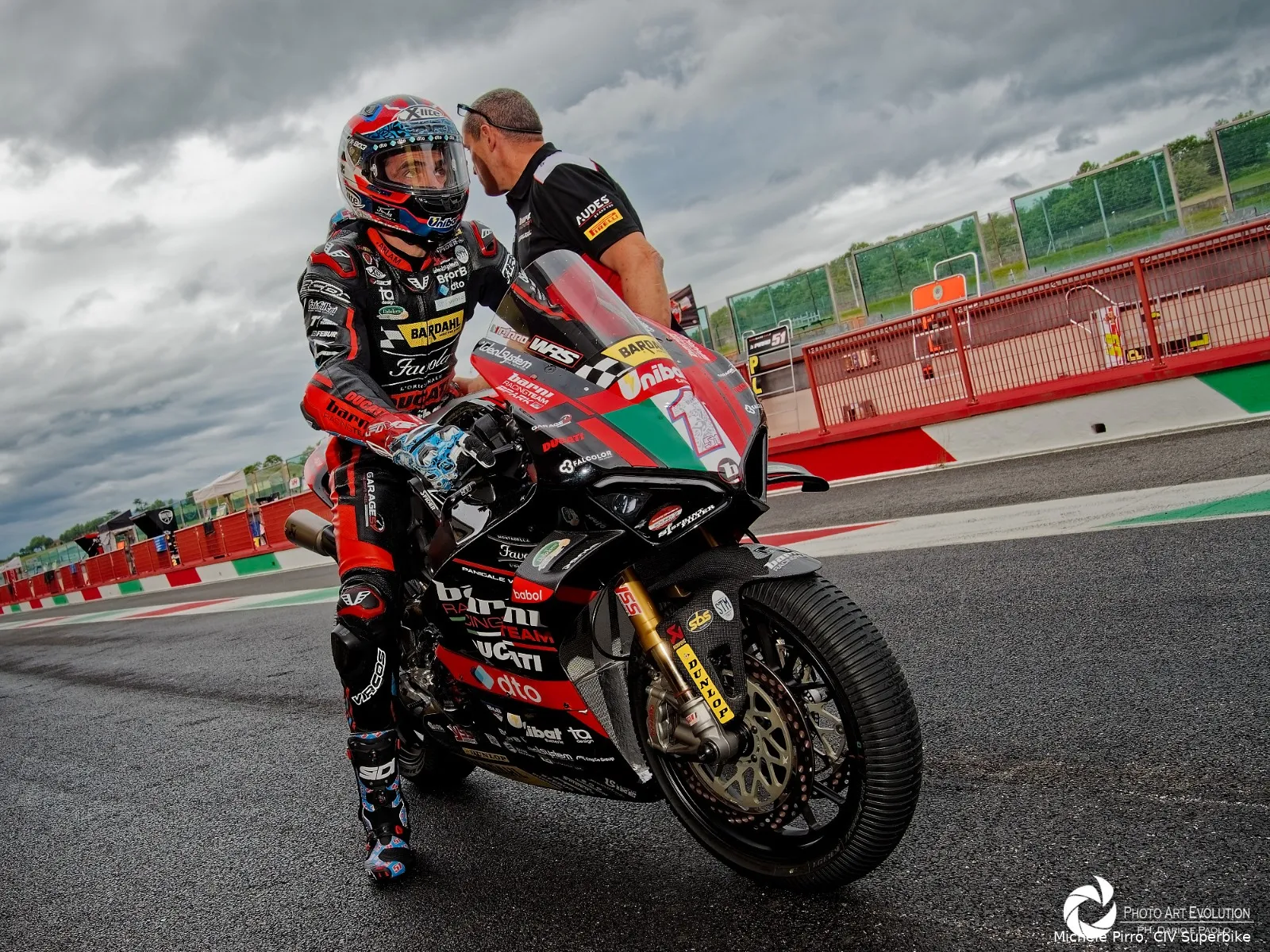 996f5ff8 2cd7 45e2 be85 1cd1983b9c96