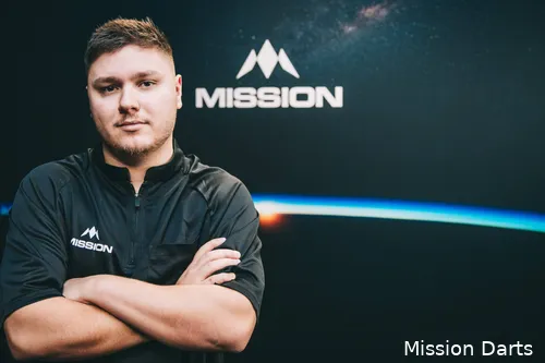 Feierte bei der Q-School 2026 seinen erstmaligen PDC-Tour-Card-Gewinn: Marvin Kraft