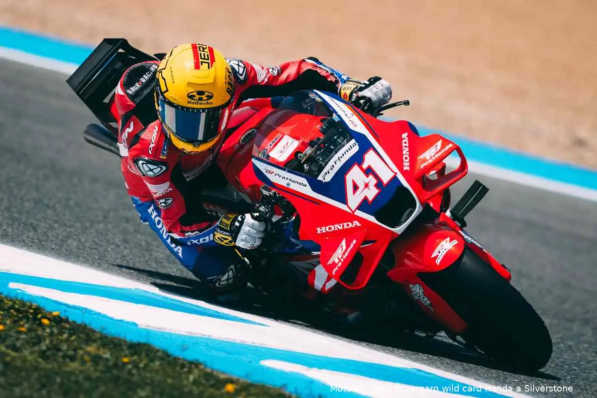 aleix espargaro honda tester