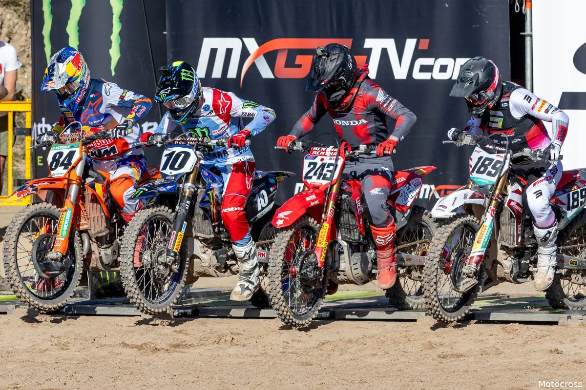 motocross mxgp 2024 start drop gate
