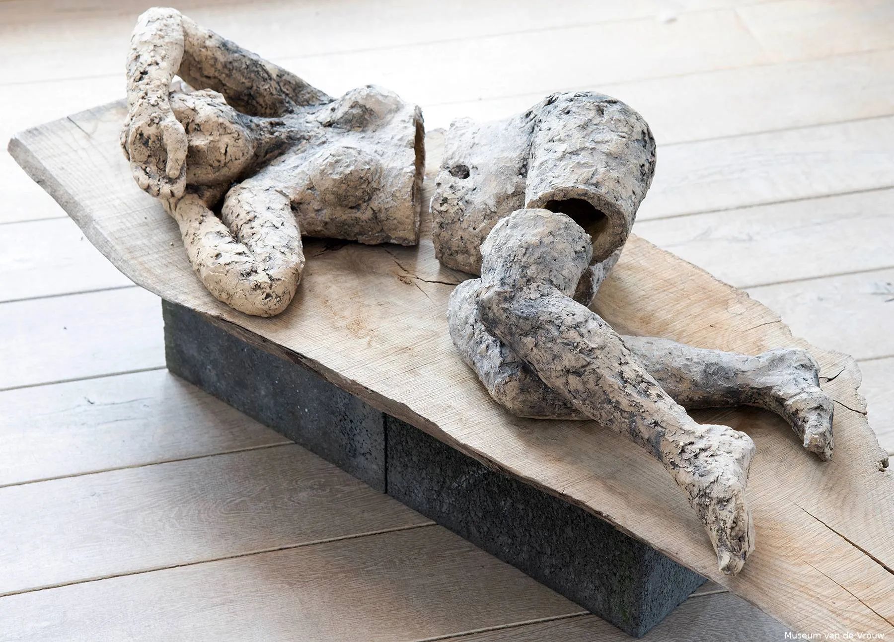 Expositie 'Opgebrand’ brengt verhalen rond burn-out in beeld in Museum van de Vrouw
