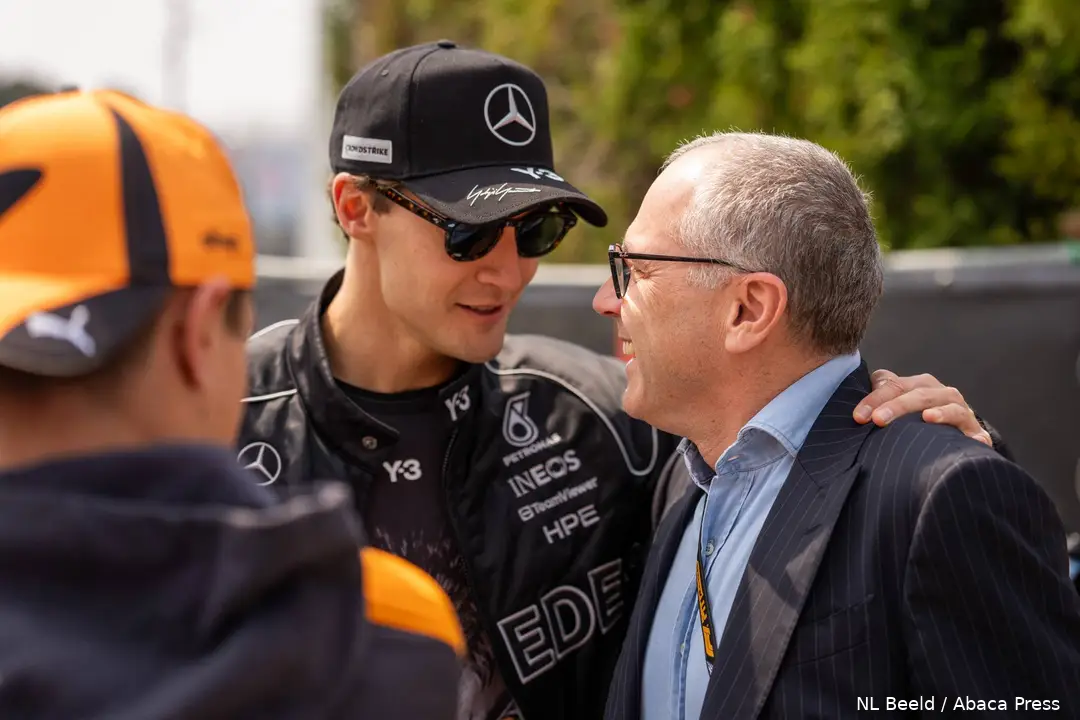 japan-2026-stefano-domenicali-formule-1-george-russell-lando-norris-1