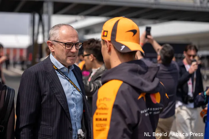 japan-2026-stefano-domenicali-formule-1-lando-norris-1