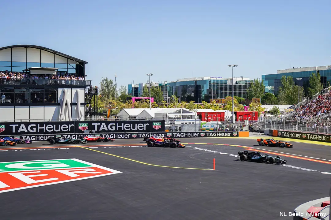 start-spanje-madring-hamilton-verstappen-norris-antonelli
