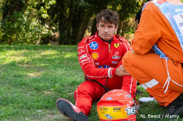 charles-leclerc-crash-monza-italië-ferrari-13