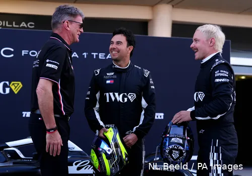 NLB-cadillac-f1-wintertest-bahrein-2026-sergio-perez-valtteri-bottas-1-graeme-lowdon