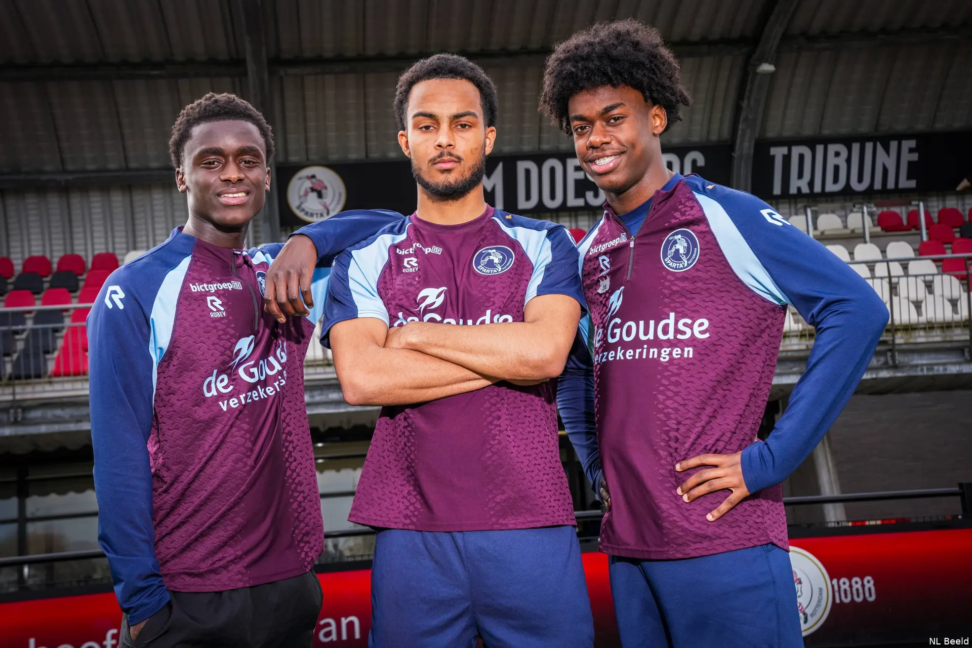 Ajax Showtime Ayoni Santos Marvin Young Lushendry Martes